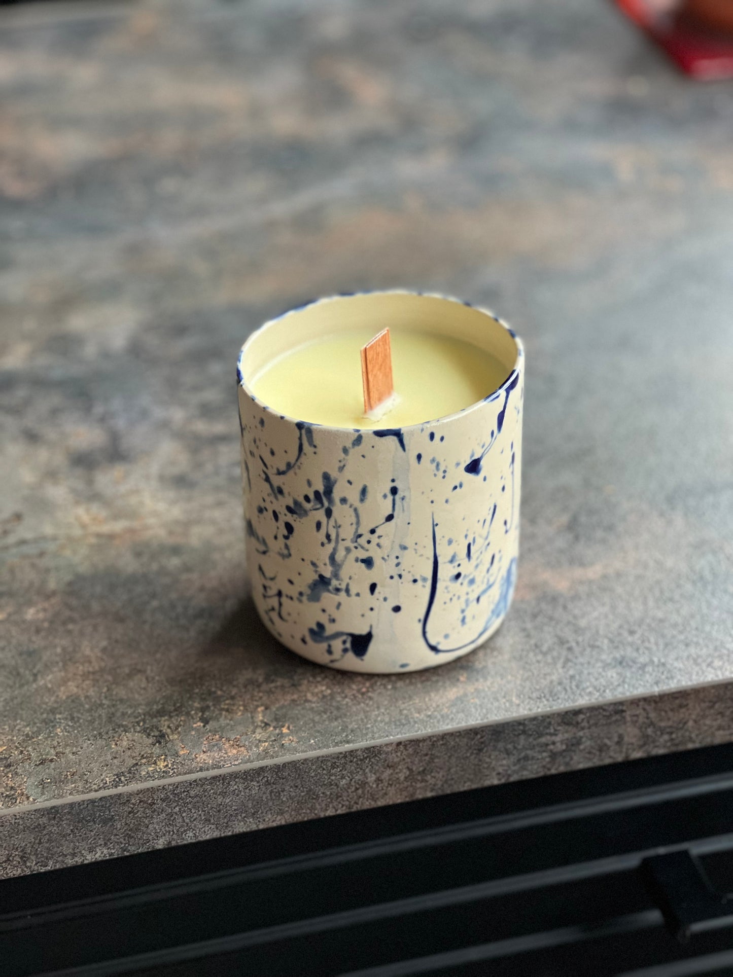 Bougie XL artisanale - Fabriquée entièrement à la main