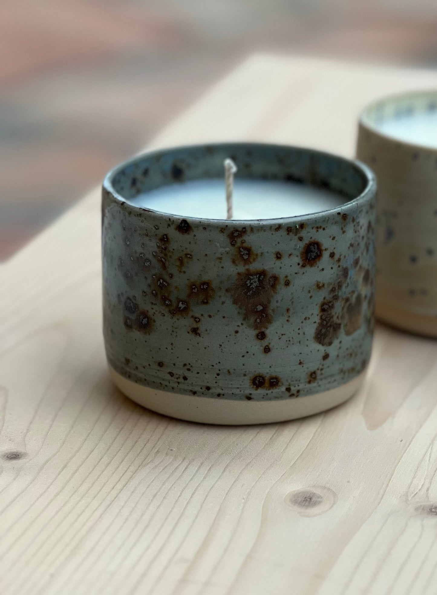 Bougie artisanale - Fabriquée entièrement à la main