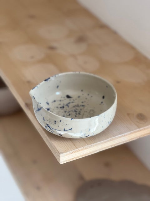 Bol grate ail / équetteur d'herbes fraiches
