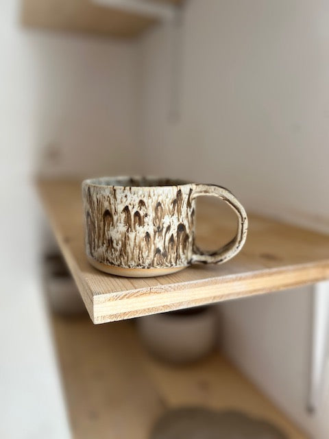 Tasse terre brûlée