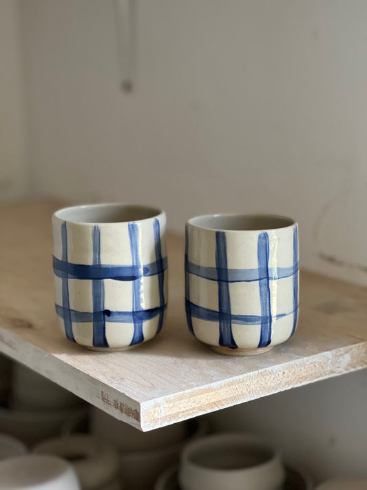 Tasse à café allongé